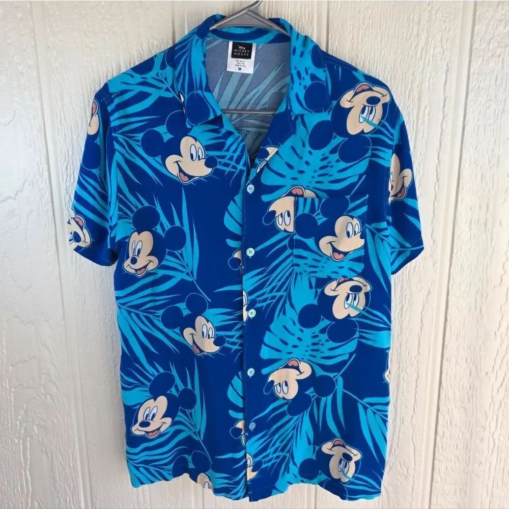 Men's Disney Blue Mickey Mouse Hawaiian Button-Down Shirt, Size Medium
